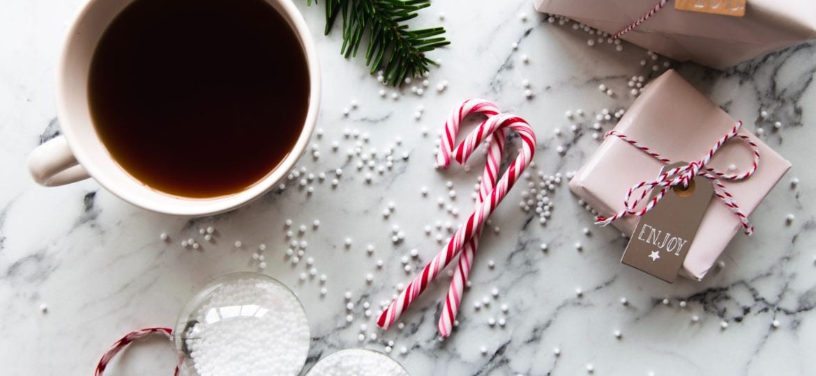 Holiday Spending Tips and Tricks